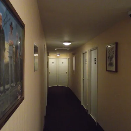 Otel Quick Palace Le Mans Nord St Saturnin 2*