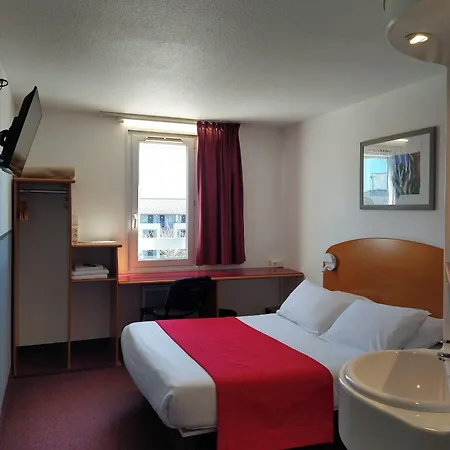 Quick Palace Le Mans Nord St Saturnin Hotel 2*