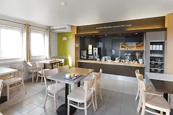 Quick Palace Le Mans Nord St Saturnin Otel