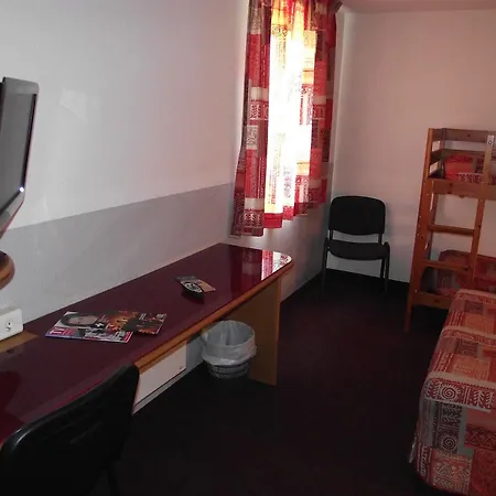 Quick Palace Le Mans Nord St Saturnin