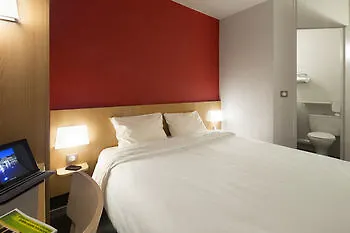 酒店 Quick Palace Le Mans Nord St Saturnin 圣萨蒂南