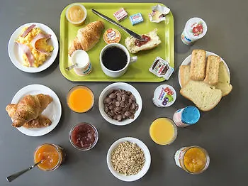 酒店 Quick Palace Le Mans Nord St Saturnin